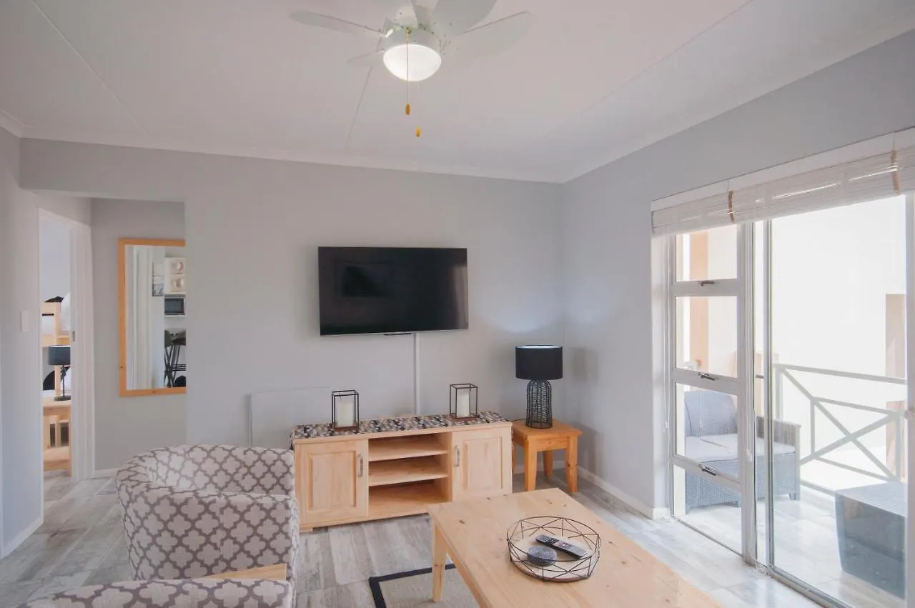 Big Bay Beach Club 134 Bloubergstrand