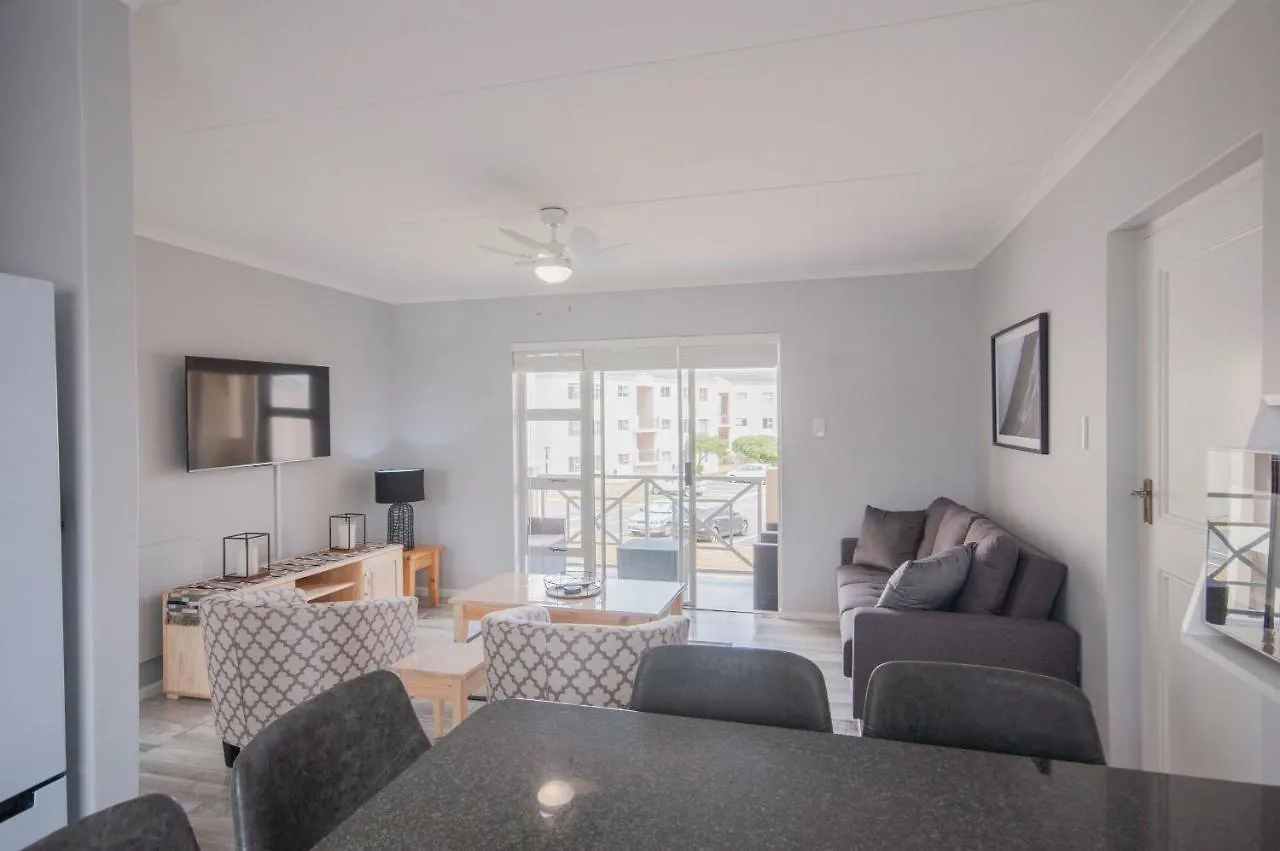 Big Bay Beach Club 134 Bloubergstrand Apartment