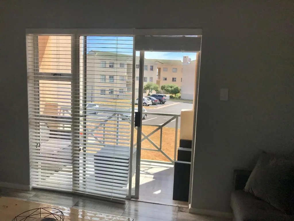 Big Bay Beach Club 134 Bloubergstrand Apartment